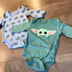 Mandalorian Star Wars Grogu Bundle Set of 2 Size NB Long Sleeve Onesies